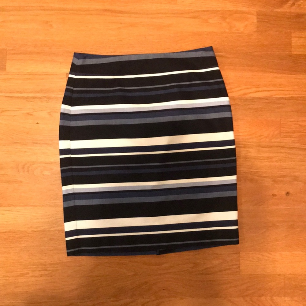 Banana Republic Striped pencil Skirt